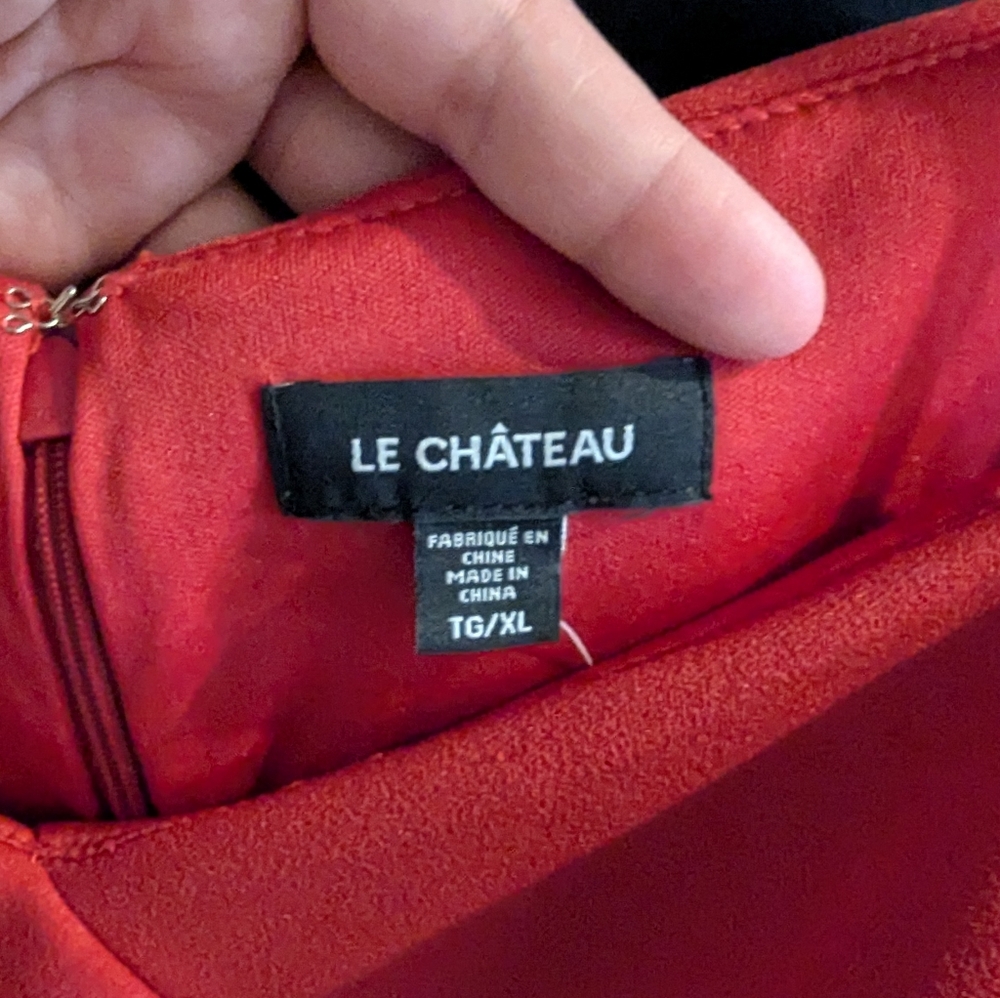 NEW - Knit Crepe Cold Shoulder Cocktail Dress By Le Château - Picture 7 of 8